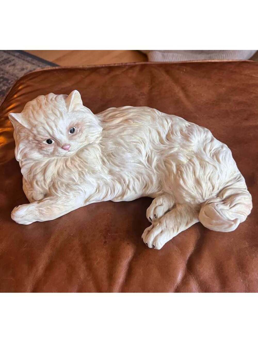 Vintage Large White Persian Cat Ceramic Figurine - so adorable!